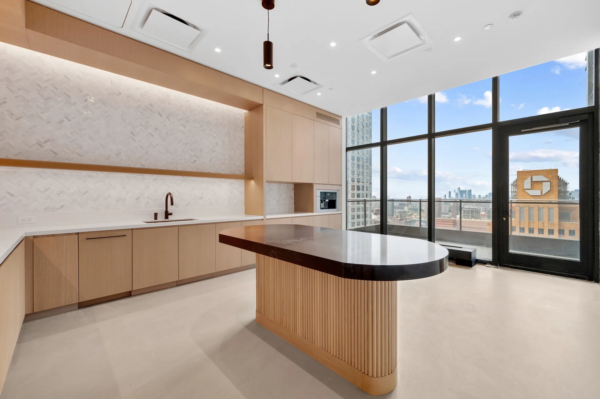 Offices office space at 1 Willoughby Square (1)