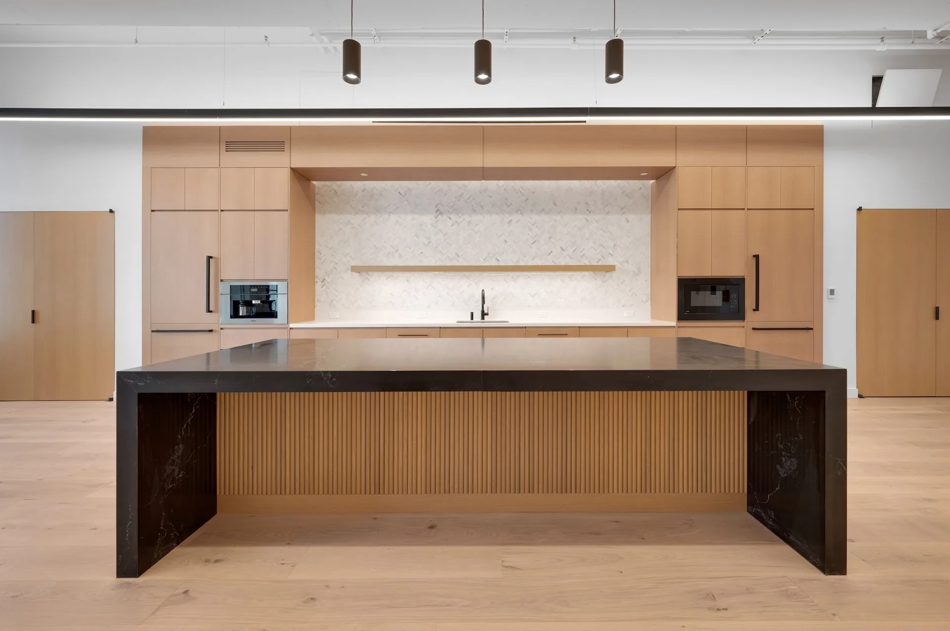 Pre-Built Suites office space at 1 Willoughby Square (4)